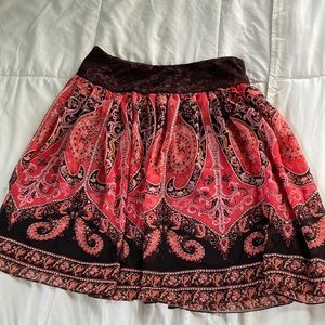 TAHARI PRINTED SKIRT